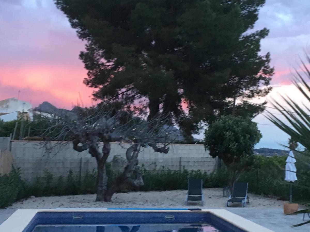 Casa Alestelou Tormos Bagian luar foto